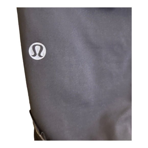 Lululemon Fast Free Crop Legging Size 4 Black High Noon Dot Lilac Running READ - Picture 10 of 16